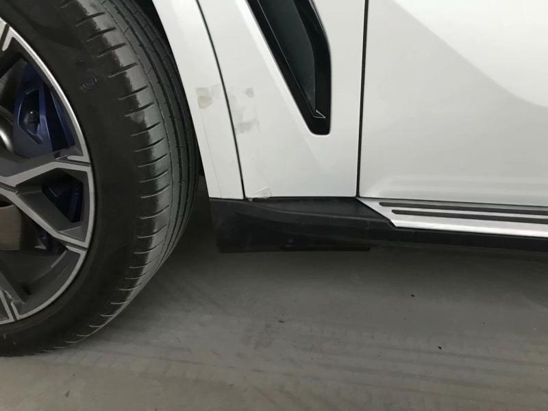 19-20 BMW X5 Modified Foot Pedals and Side Steps