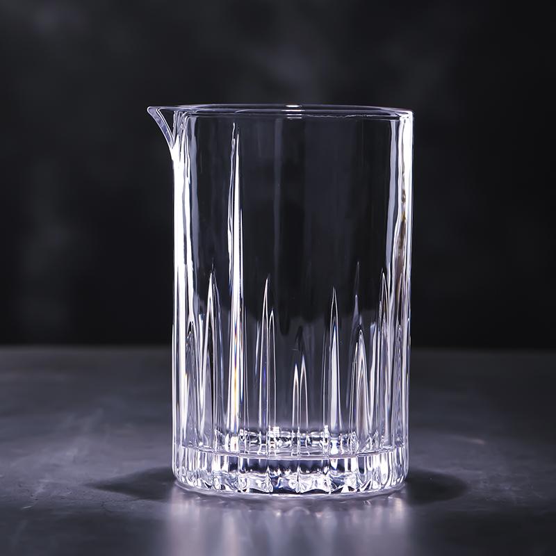 

Cocktail Mixing Glass Bartender Beaker Cocktail Stirring Glass with Thick Weighted Bottom 650-700ml