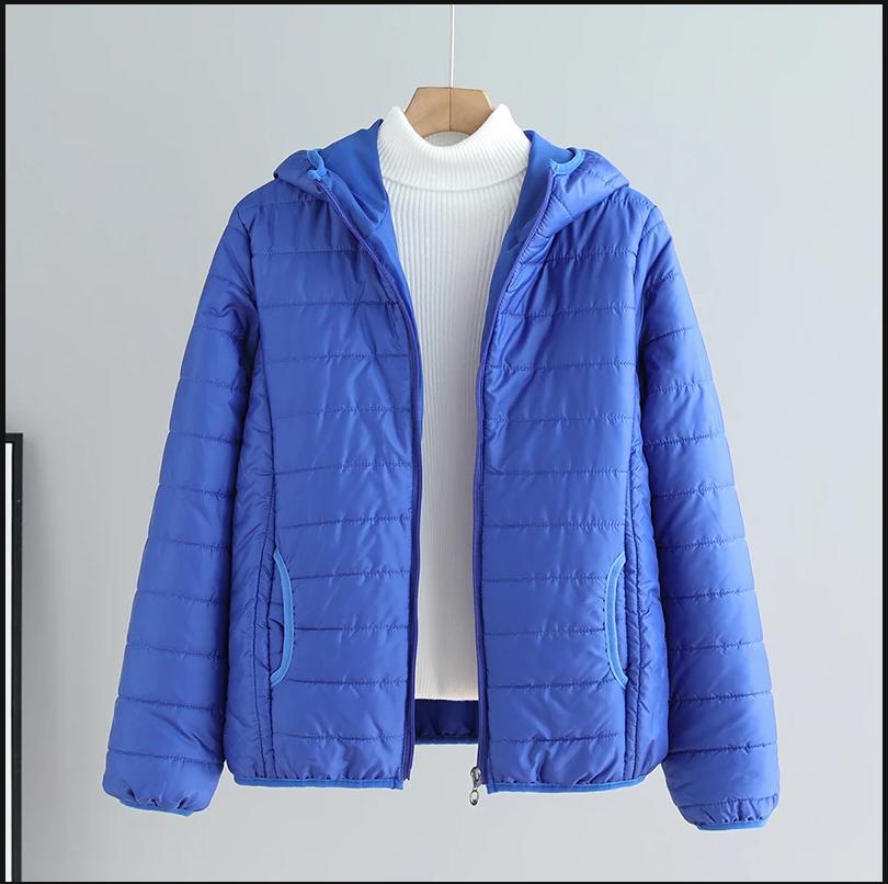 Giacca Leggera Imbottita in Cotone da Donna Nuova Invernale 2025 Cappotto in Cotone Sottile Ampio Corto Parka da Donna con Cappuccio Cappotto Capo d'Abbigliamento Esterno da Donna