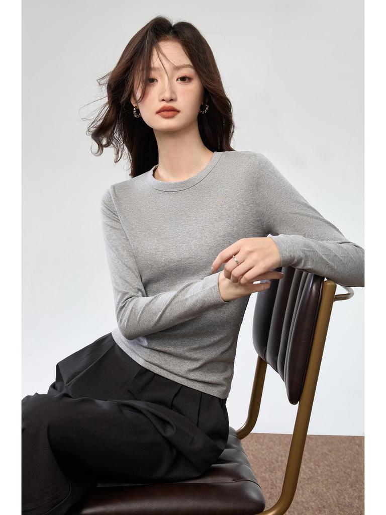 Women's Autumn 2025 Long-Sleeve T-Shirt: Combed Cotton, Versatile Design with Exposed Stitching, Simple Round Neck.