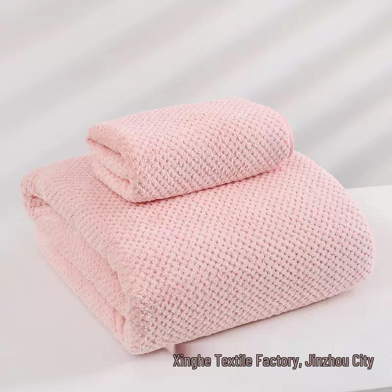 Oversized Coral Fleece Plaid Bath Towel - Absorbent & Quick-Drying for Home Use