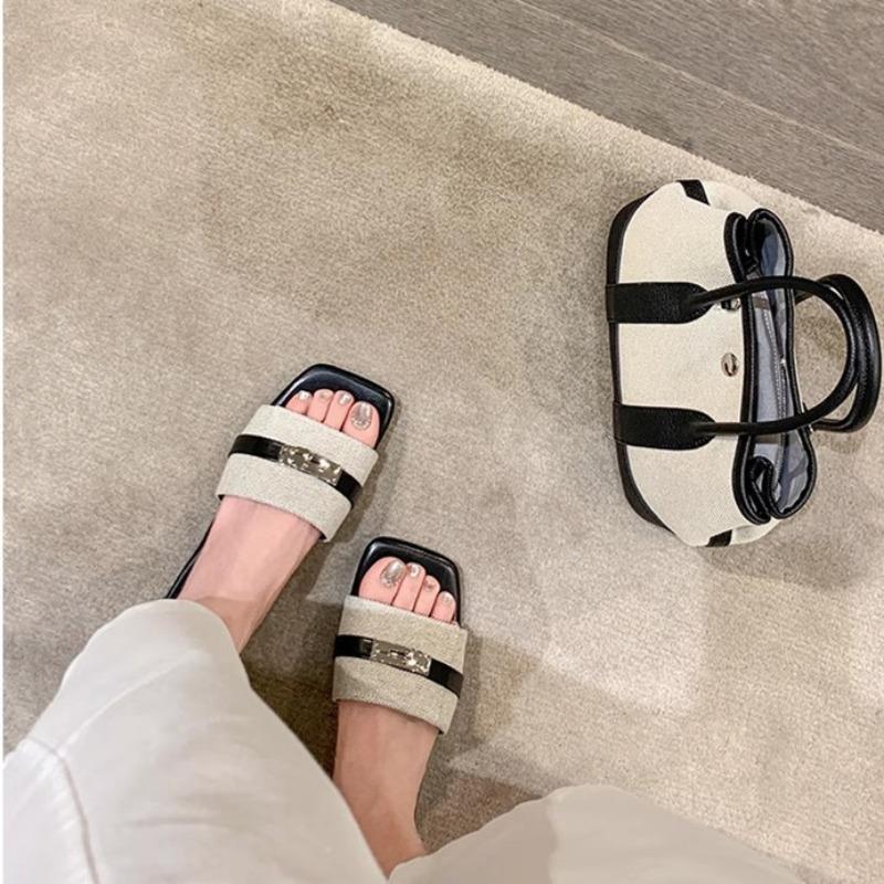 Square-toed Shoes Flat-bottomed Beach Slippers for Girls
