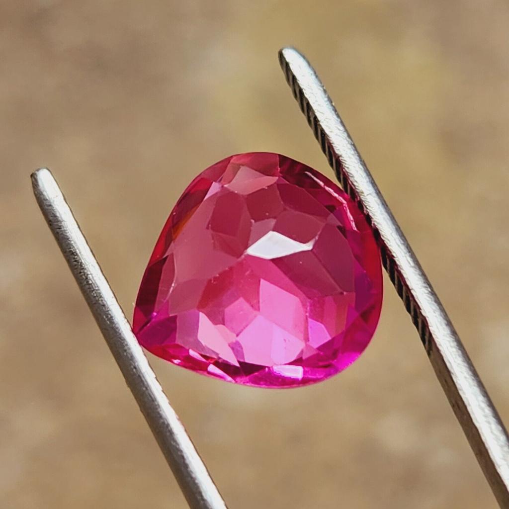11 mm Natural Flawless Ceylon Padparadscha Sapphire Heart Cut Gemstone