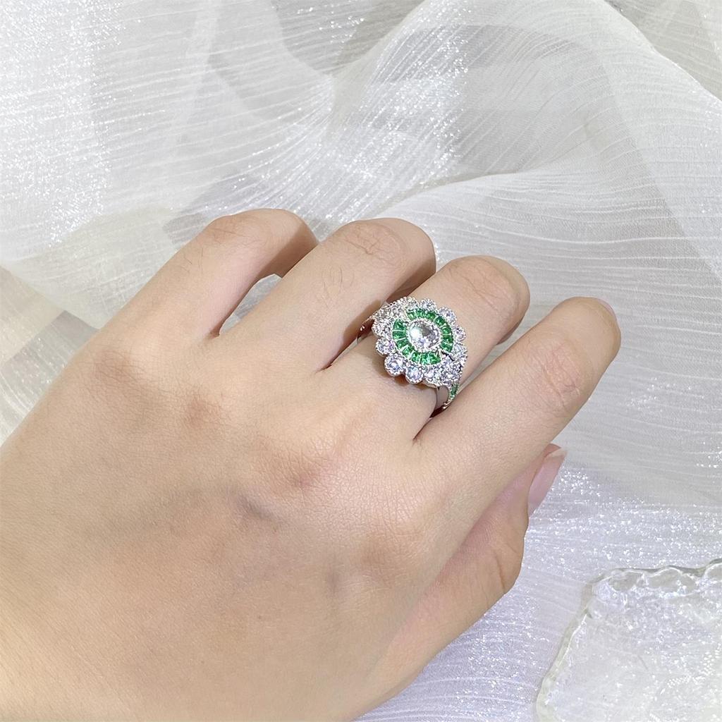 Bling Bling Green/White Cubic Zirconia Rings Women Gorgeous Wedding Party Finger Accessories High Quality Fashion Jewelry