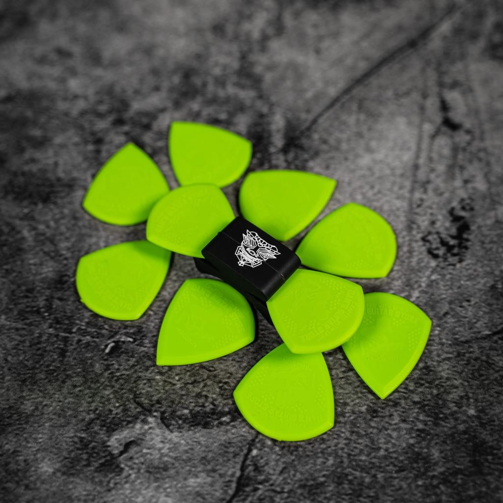 Guitar Store Precision Guitar Pick Mini This 10 x double bevel extra grip pick is perfect for fast songs and speed play that requires Specially