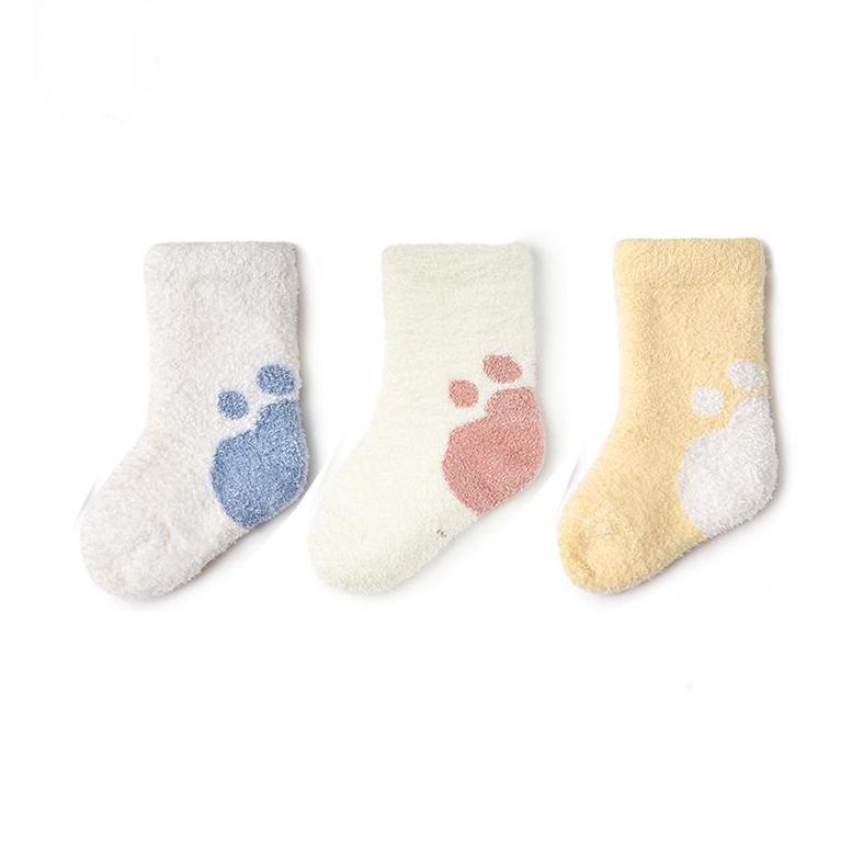 Ciepłe skarpetki średniej długości wyściełane aksamitem dla dzieci w wieku 0-3 lat: Jesienne i zimowe skarpetki frotte dla niemowląt