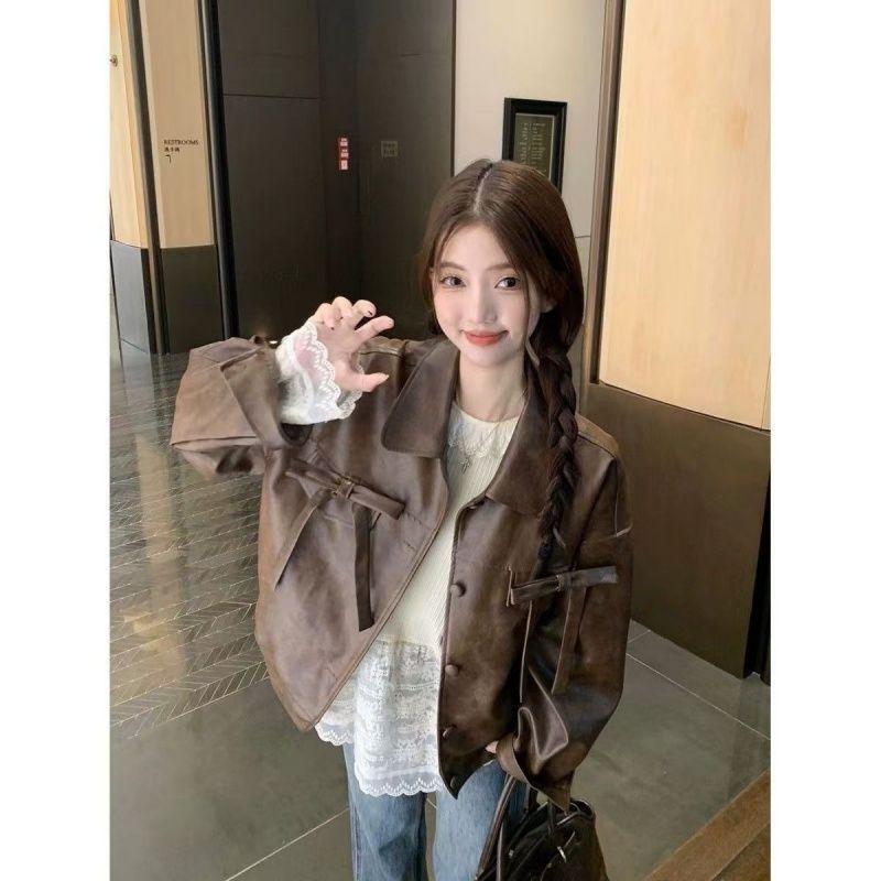 Women's Lace Trim Long-Sleeve Base Layer T-Shirt – Stylish Autumn/Winter Top, Versatile for Outside Wear, Perfect for a Spicy Look