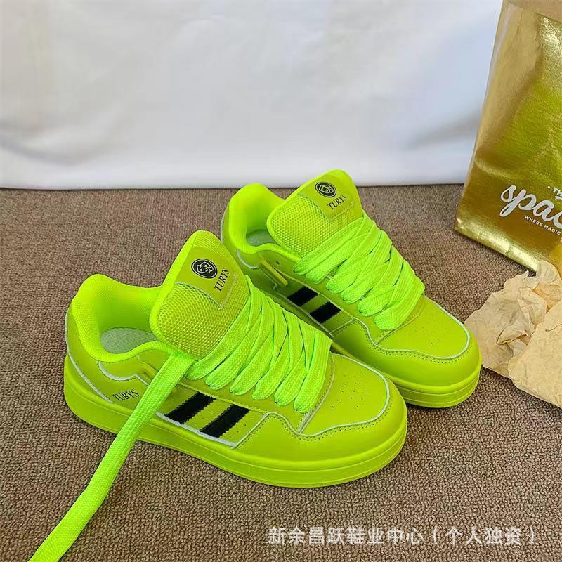 Campus wind fluorescent green niche casual bread shoes women's autumn new ins national original low-top board shoes