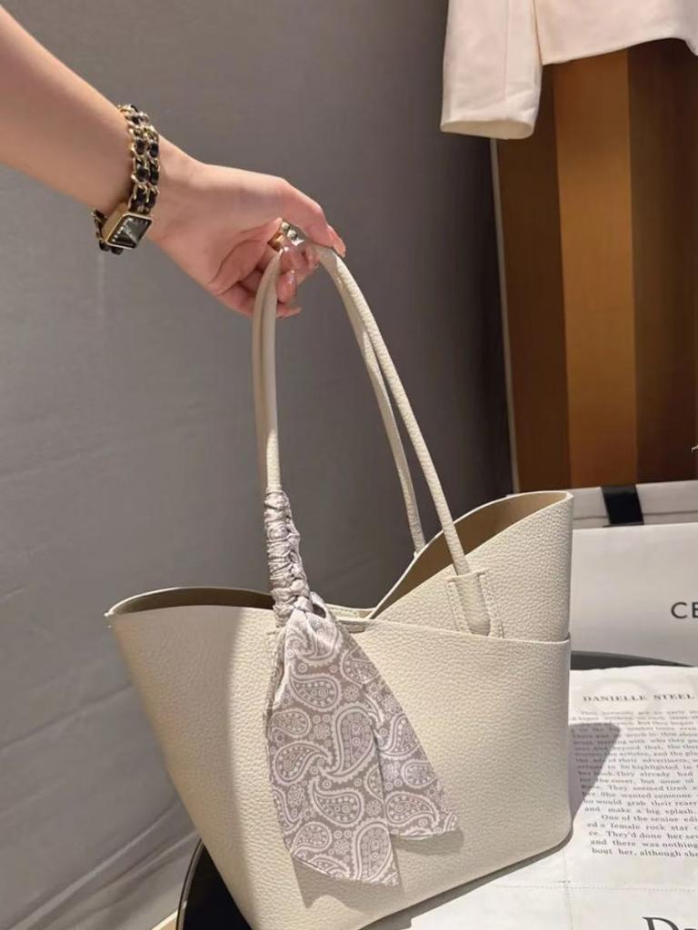 Geantă de capacitate mare Trendy pentru femei, la modă, portabilă, de umăr Geantă tote versatilă de nișă, high-end, pentru navetă