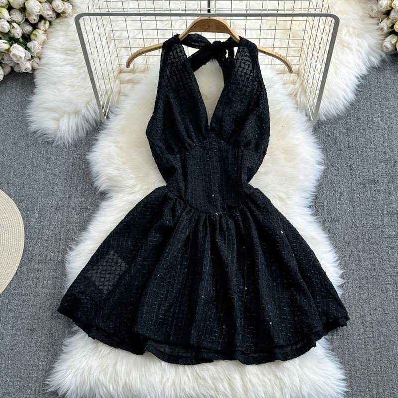 

Summer K-style Fashion Fancy Halterneck Deep V Neck Backless Waist Trimming Slim Looking Sleeveless A- line Short Tulle Tutu Dress Black M