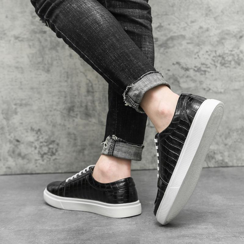 Leather Shoes Formal Personality Design Tenis Men De Hombre Moccasins Tenis Caballero Designer sneakers Dress