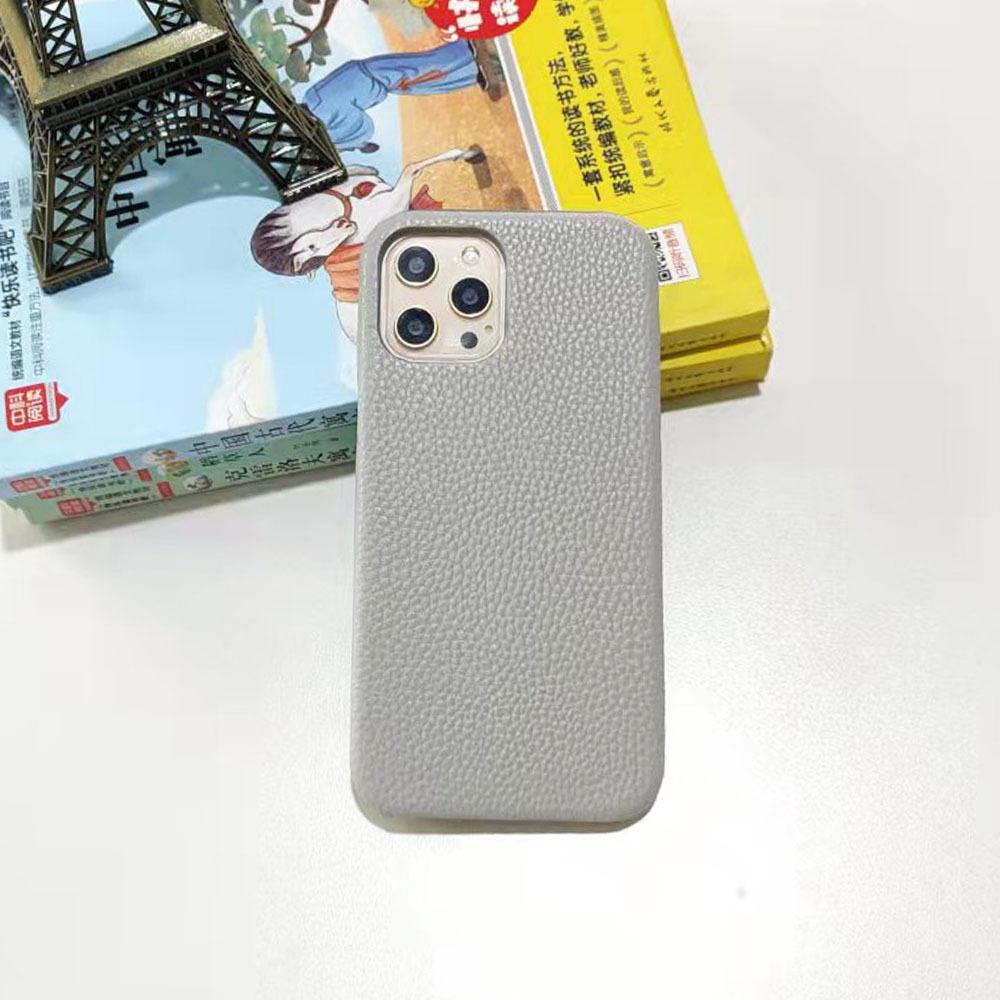 The new lychee pattern is suitable for 15/17 Apple mobile phone case, half pack of 16pro/16promax mobile phone case.