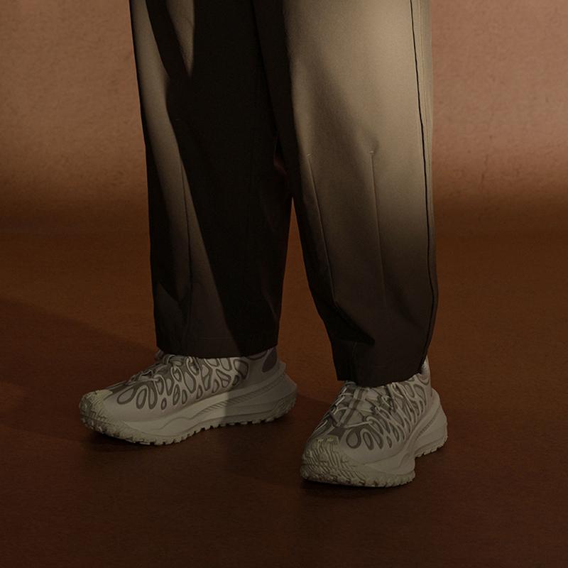 Li Ning Youxia Versatile Wear-Resistant Shock Absorbing Low-Top Casual Running Shoes Unisex Sneakers Beige AZGV087-2