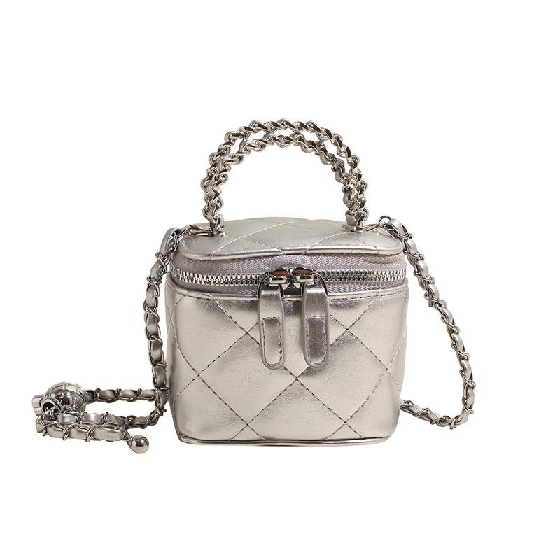 Мини-сумка через плечо Xiaoxiangfeng Premium Sense Delicate Small Crossbody Bag Handheld Bag с ромбовидной цепочкой серебряный