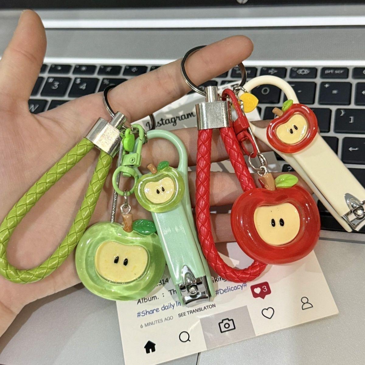 

Creative Big Apple Keychain & Nail Clipper Set - Couple & Bestie Charm