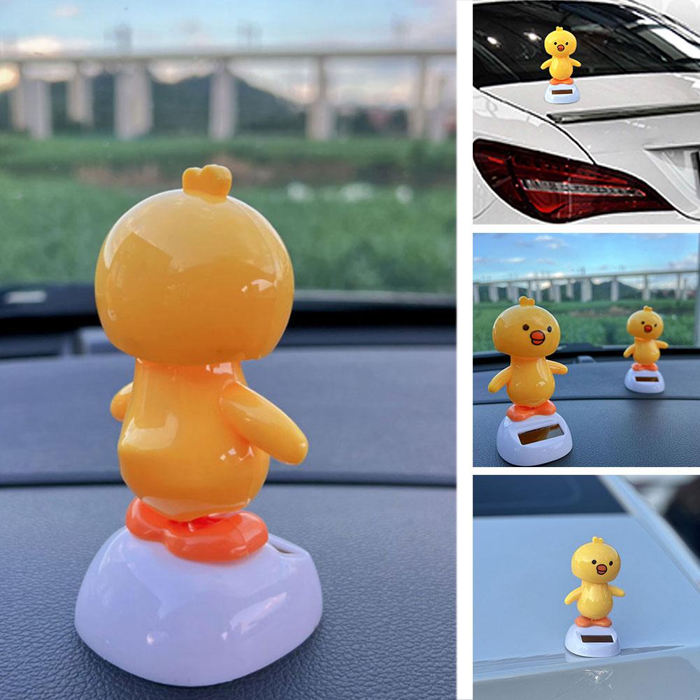 Solar Powered Swinging Chicken Car Dashboard Decoration Creative Cartoon Accessories Gift Interior Doll Car Q8E0