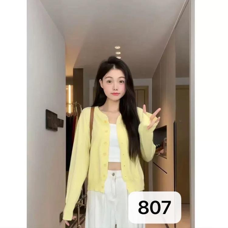 Elegant Sweet-style Knitted Cardigan with Long Sleeves – Youthful Comfortable Fashionable Minimalist Sweet Fresh and Sophisticated