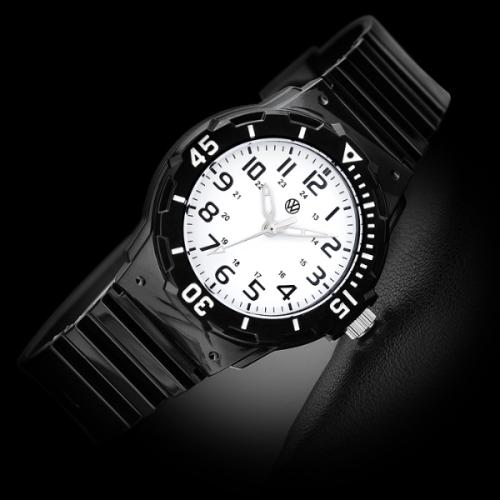 

[Volkswagen Watch] Volkswagen Watch Urethane Wristwatch (Select 1 of 2) Men s