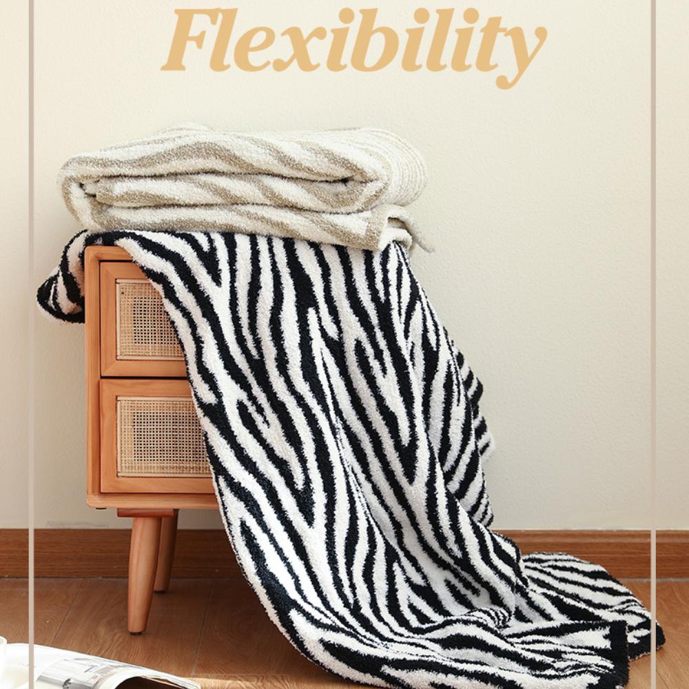 Soft Fleece Zebra Stripe Houndstooth Throw Blanket for Couch Luxury Flannel for Bed Sofa Chair, Plush,Warm and Cozy Blanket with Geometric Grid Design