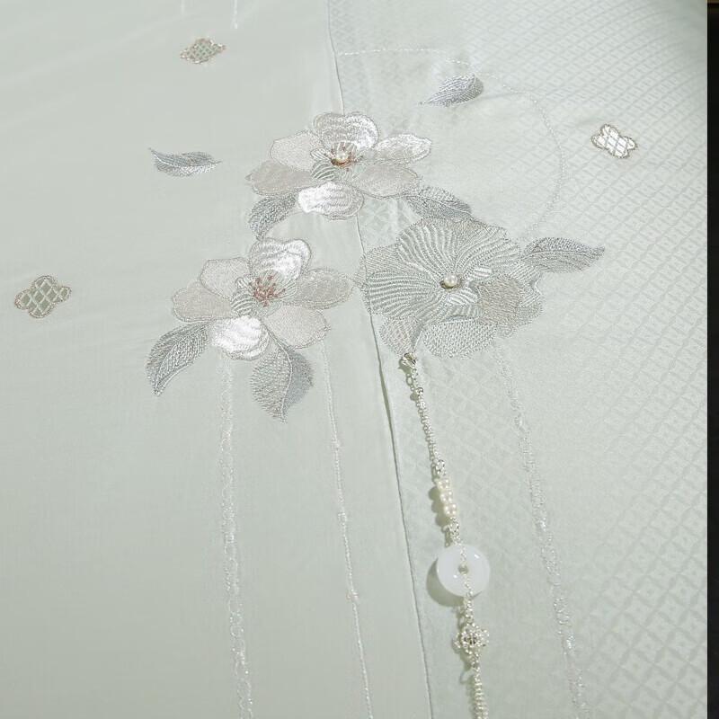 You Meng Jia Ju Silk Filled Duvet