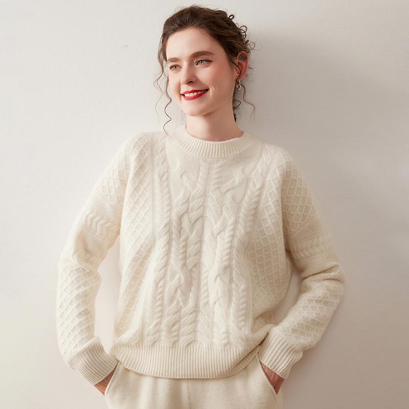 Women's Three-Ply Cashmere Sweater – Loose, Soft, Fluffy, Round Neck Pullover, Versatile Cable Knit for Autumn/Winter.
