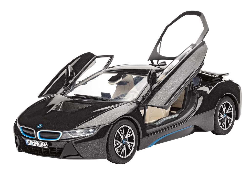 German Revell BMW i8 plastic model (Revell) 1/24
