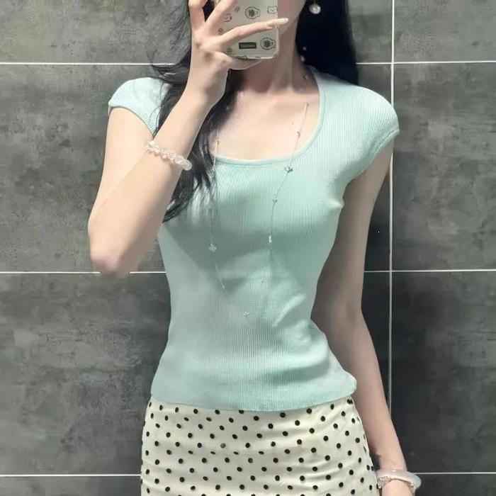 Feel like wearing a Korean set of women's summer small pure desire wind polka dot short skirt skirt two-piece suit