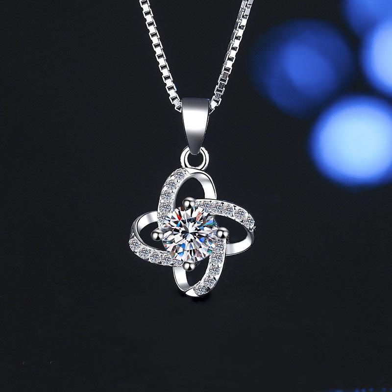 S925 Sterling Silver Necklace Women's Fashion Temperament Versatile Clover Windmill Pendant Premium Clavicle Chain 2026