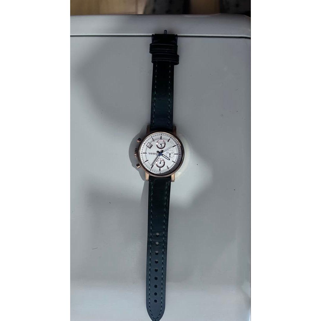 Used FOSSIL analog chronograph watch