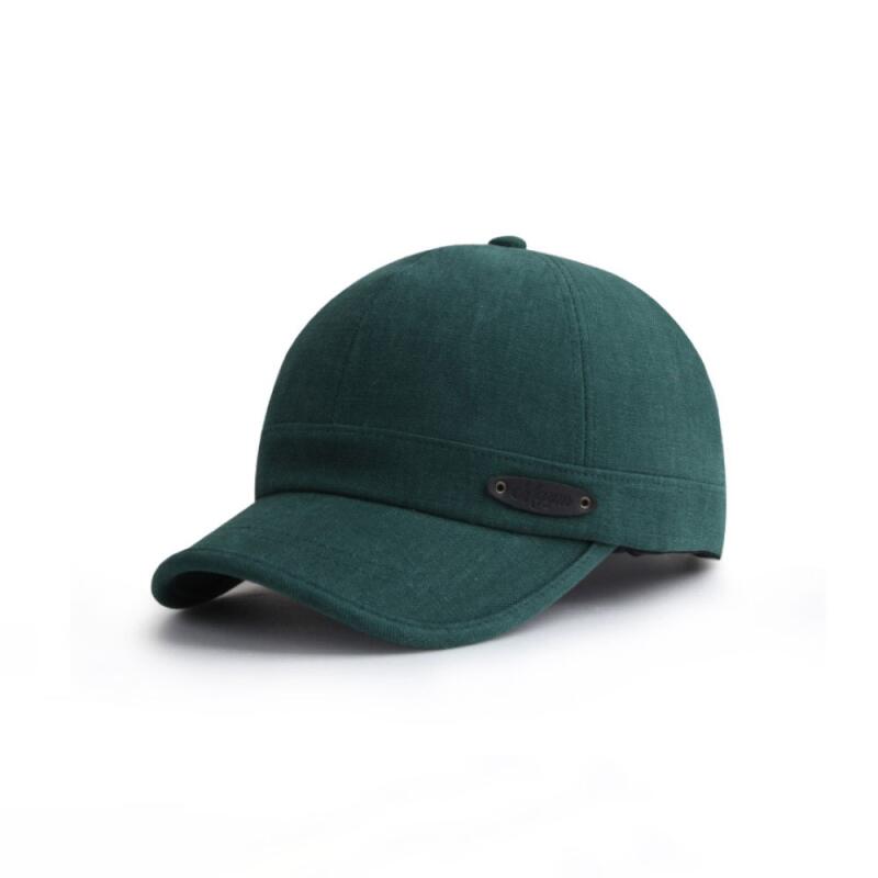 Oversized basic short-brimmed peanut cap, a fashion hat for the mid-season black