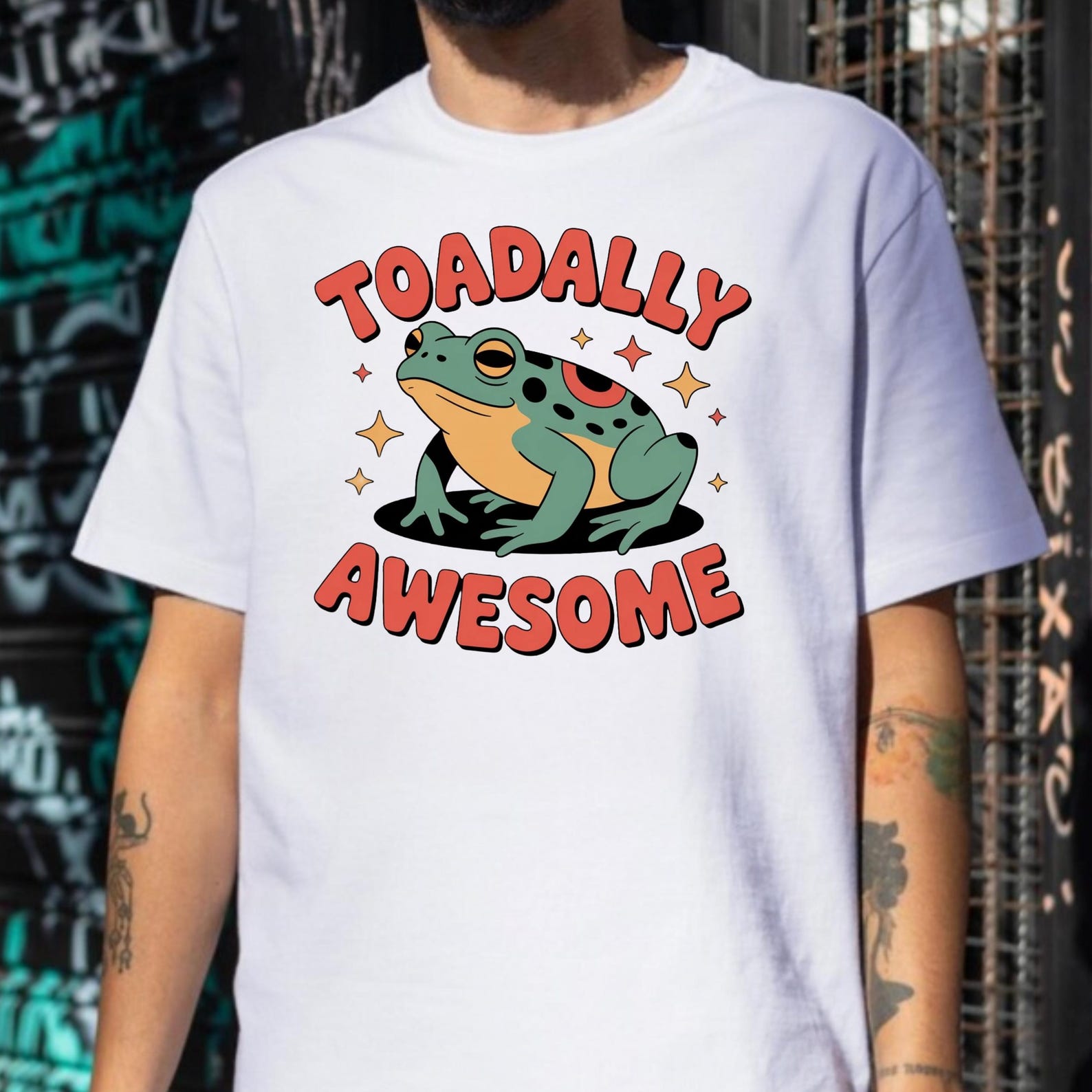 Toadally Awesome Shirt – Funny Frog Shirt, Cute Frog Tee, Pun Shirt, Animal Lover Gift, Retro Cute Graphic Tee L
