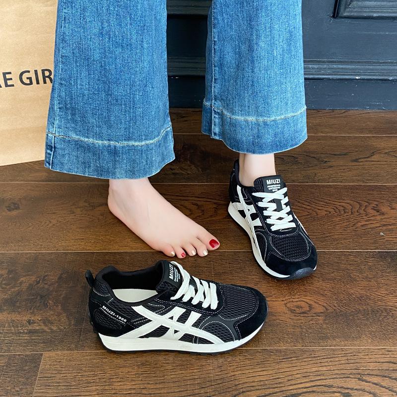 Lightweight soft-soled breathable sports shoes women's spring and summer popular Forrest Gump shoes are not tired of feet versatile casual shoes run