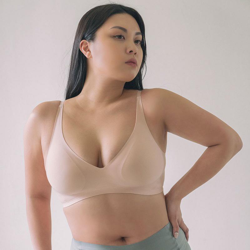 Women's Plus Size V-Neck Wire-Free Soft Support Bra with Removable Cups