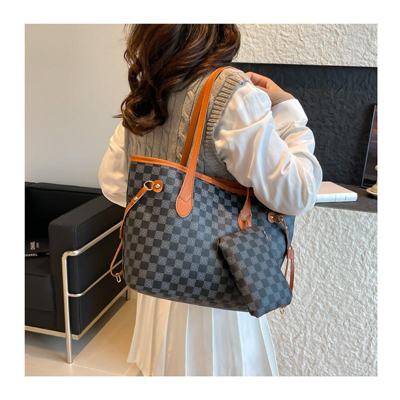 Vintage High Aesthetic Tote Bag New Large Capacity Printed Shoulder Handbag Retro Casual Faux Leather Commuter Purse