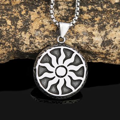 Retro Sunflower Round Titanium Steel Pendant Men's Personality Creative Stainless Steel Fashion Necklace Jewelry