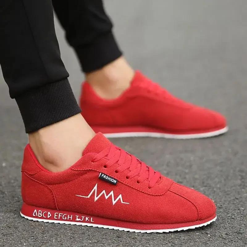 Summer Red Low Men's Sneakers Canvas Shoes Comfortable Flat Vulcanized Shoes for Men Breathable Gym Mens Zapatillas De Hombre