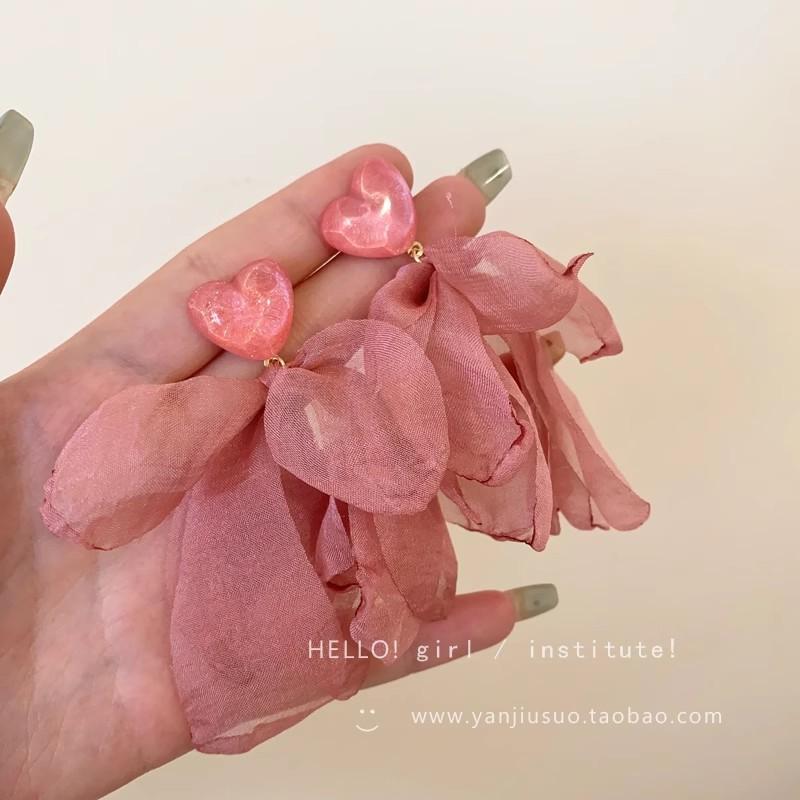 Mesh Petal Love Earrings Super Fairy Mori Fashion Versatile Stud Earrings Sweet Girl Heart Small Fresh Earrings