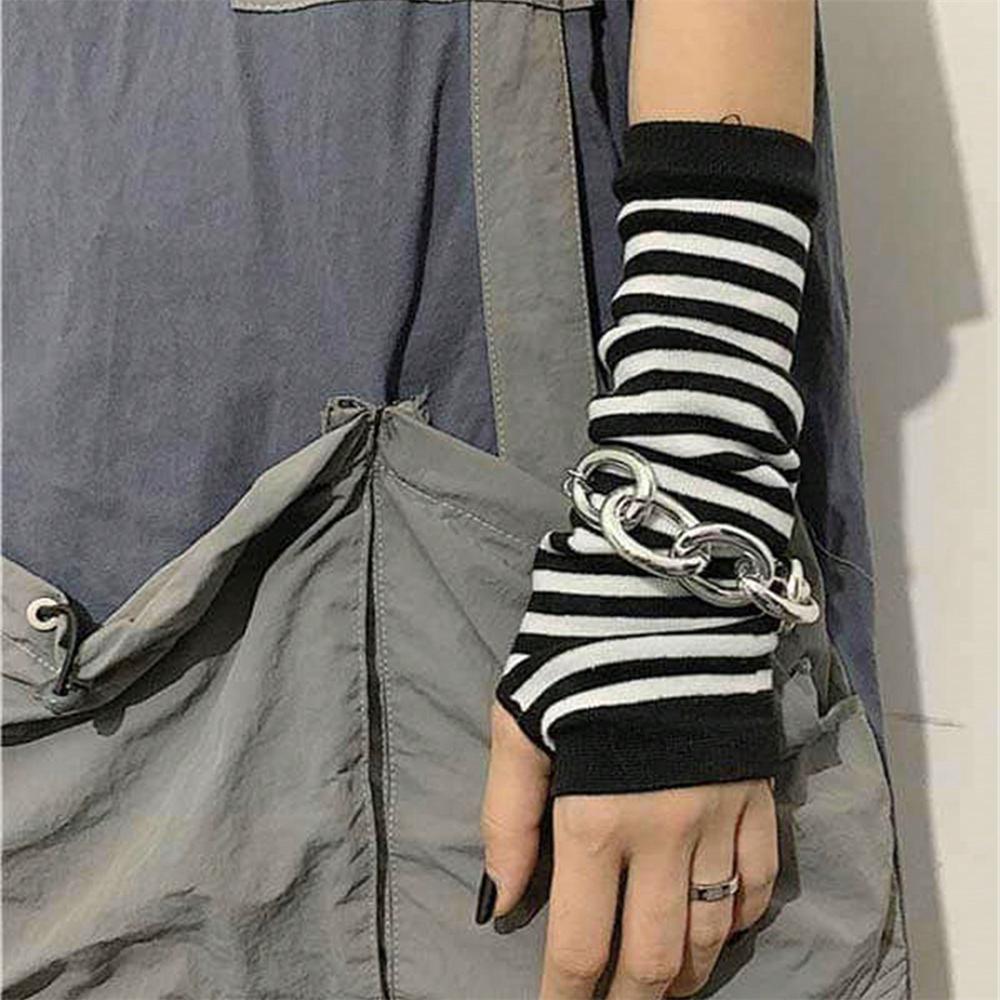 

Пара вязаных длинных митенок без пальцев, гетры на руки, полосатые вязаные нарукавники, рукава-грелки для рук, митенки до локтя черный белый