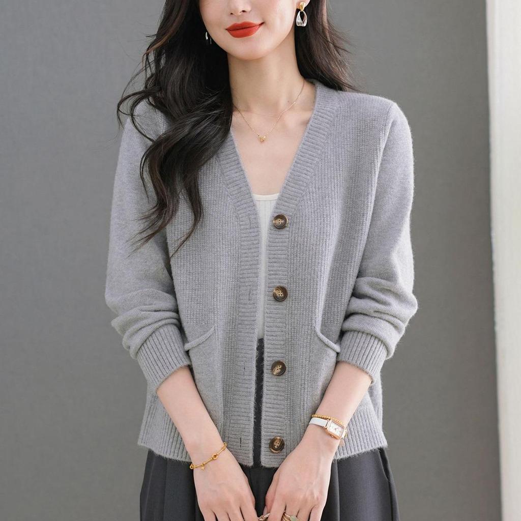 2025 Herbst Damen Eleganter V-Ausschnitt Einreihiger Strick-Cardigan Pullover Mantel mit Taschen.