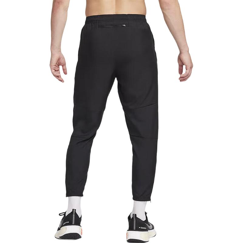 Nike Men s Woven Casual Pants L