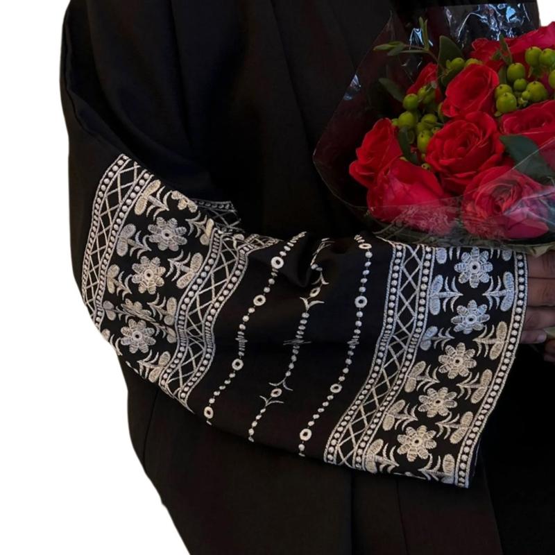 Abaya Brodée pour Femmes Musulmanes Robe Dubaï Cardigans Longs Décontractés Amples Kaftans Islamiques Robe Ouverte sur le Devant Longueur Maxi