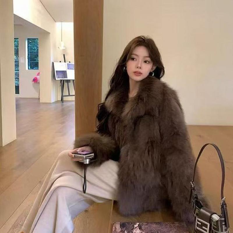 Winter new imitation fox fur toka leather coat thickened and beautiful fur coat