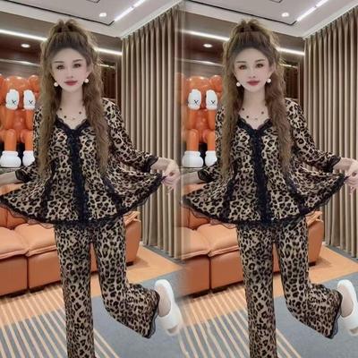 Women's One-Piece Autumn/Winter Pajamas with Chest Pad