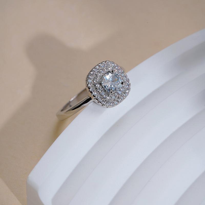 European and American Rings with Micro Set Zircon Silver Rings for Women Platinum Luxury Imitation Diamond Rings