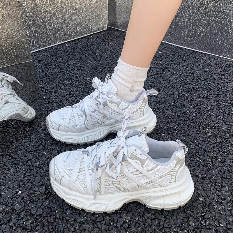 

Shoes women s trendy new summer thin thick-soled heightened mesh breathable sports and leisure shoes 35 белый