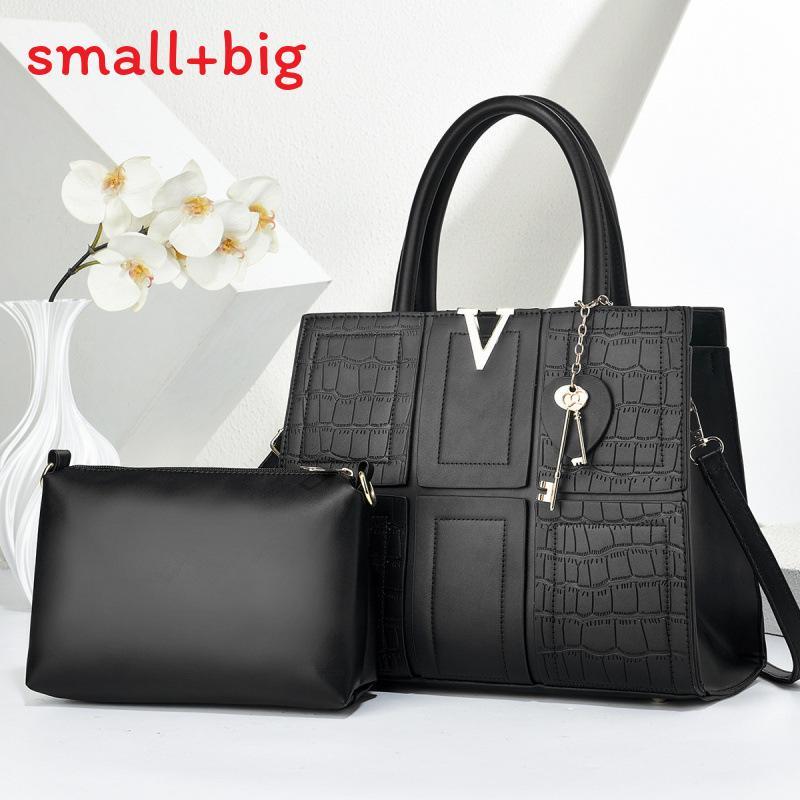 Pu Crocodile Textured Shoulder Bag With Splicing Design For Daily Use Women