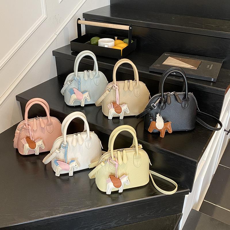 Bowling Bag Shell Bag High Sense 2025 Fashion Versatile Niche Messenger Handbag Shoulder Bag