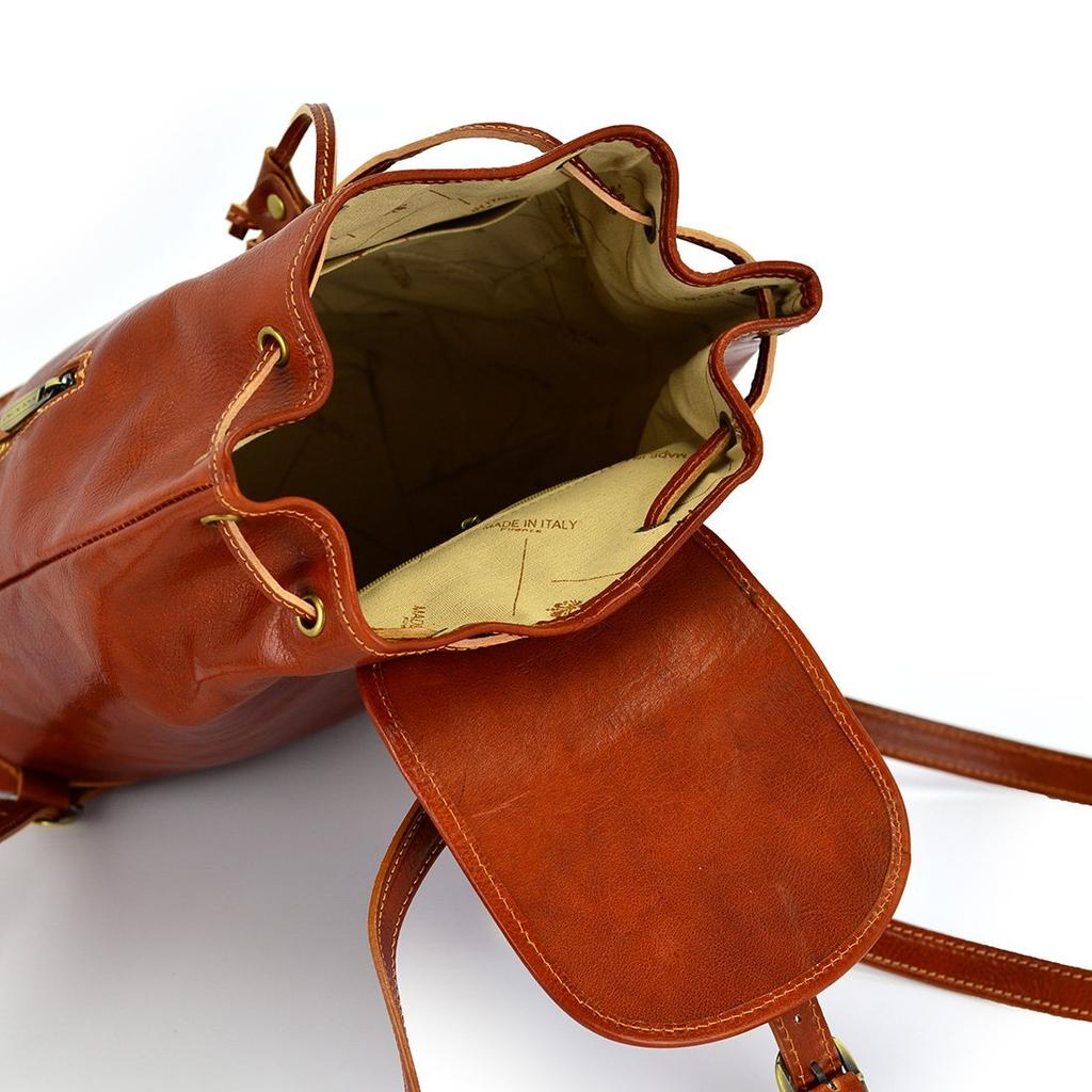 Elegant And Luxurious Urban Leather Backpack