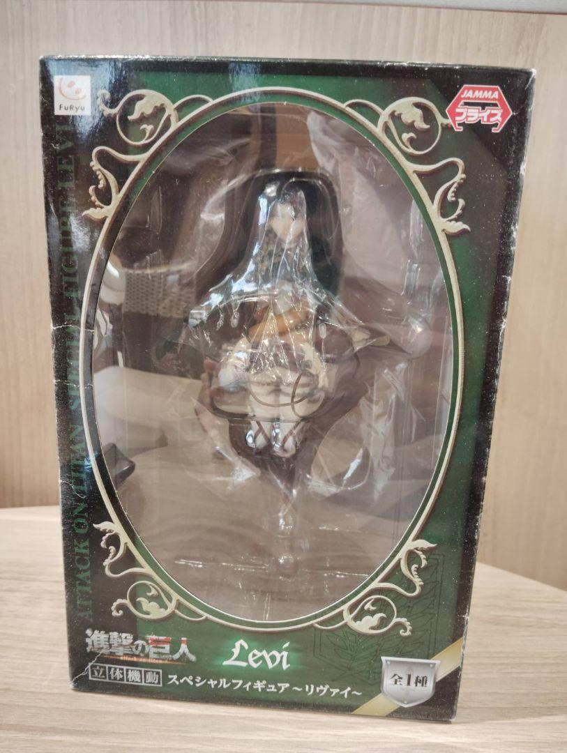 

[USED] Rare!! Attack on Titan Levi 3D Maneuver Special Figure Prize