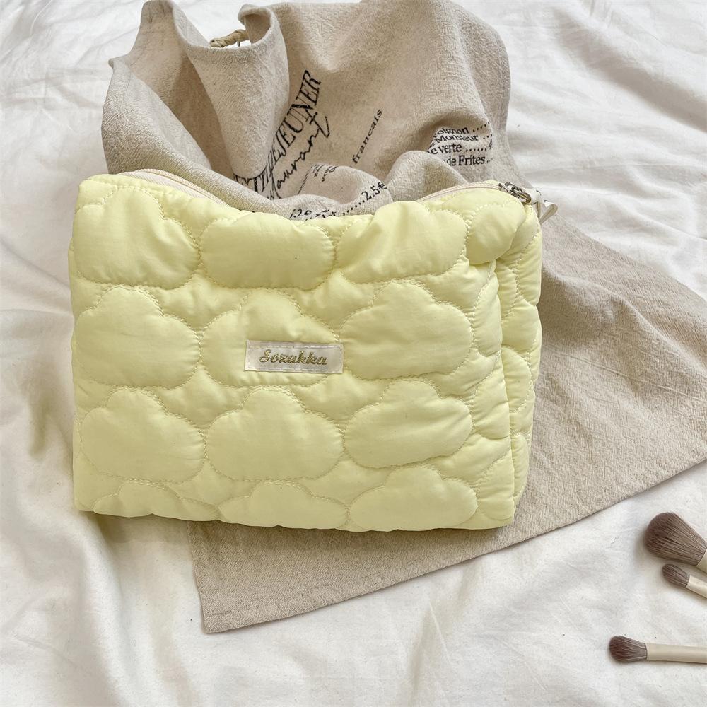 3272 Cloud Fresh Quilted Hand-held Cosmetic Bag Change Bag Large Capacity Liner Bag Lipstick Cosmetic Storage